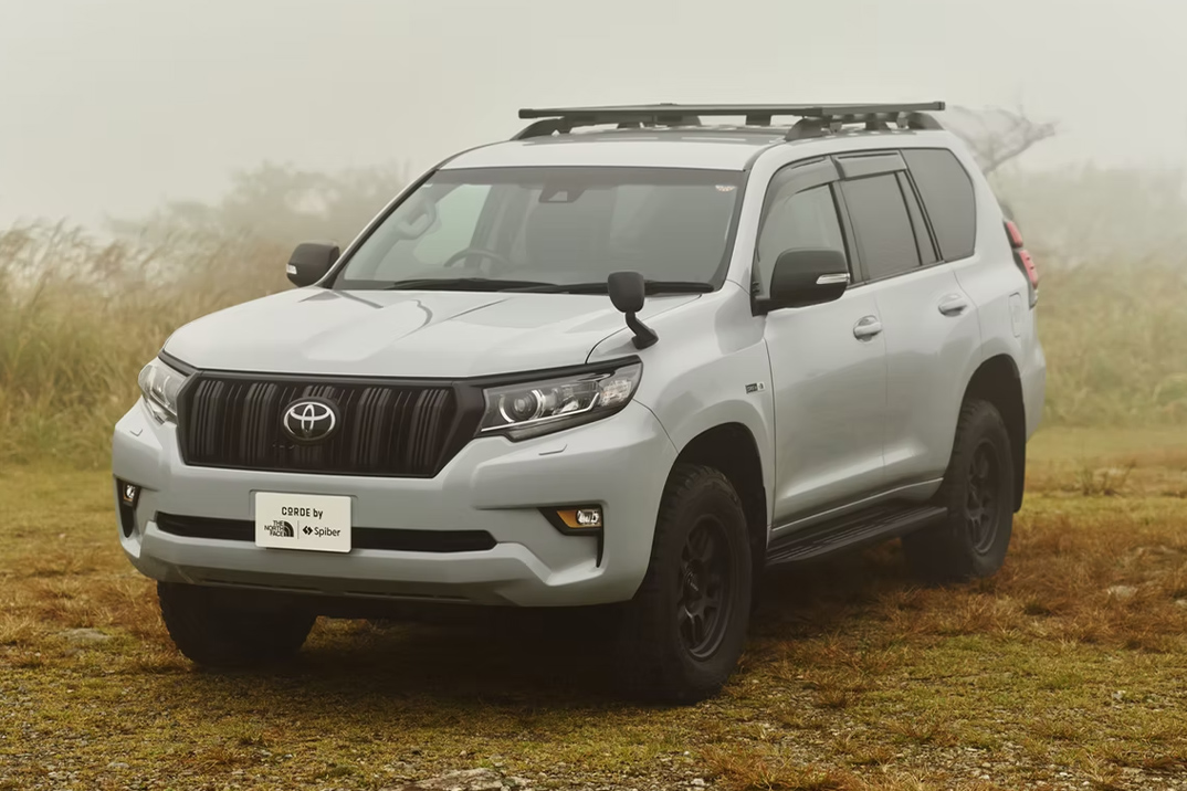 Toyota revive o Land Cruiser Prado com uma reforma externa de fábrica e estilo The North Face
