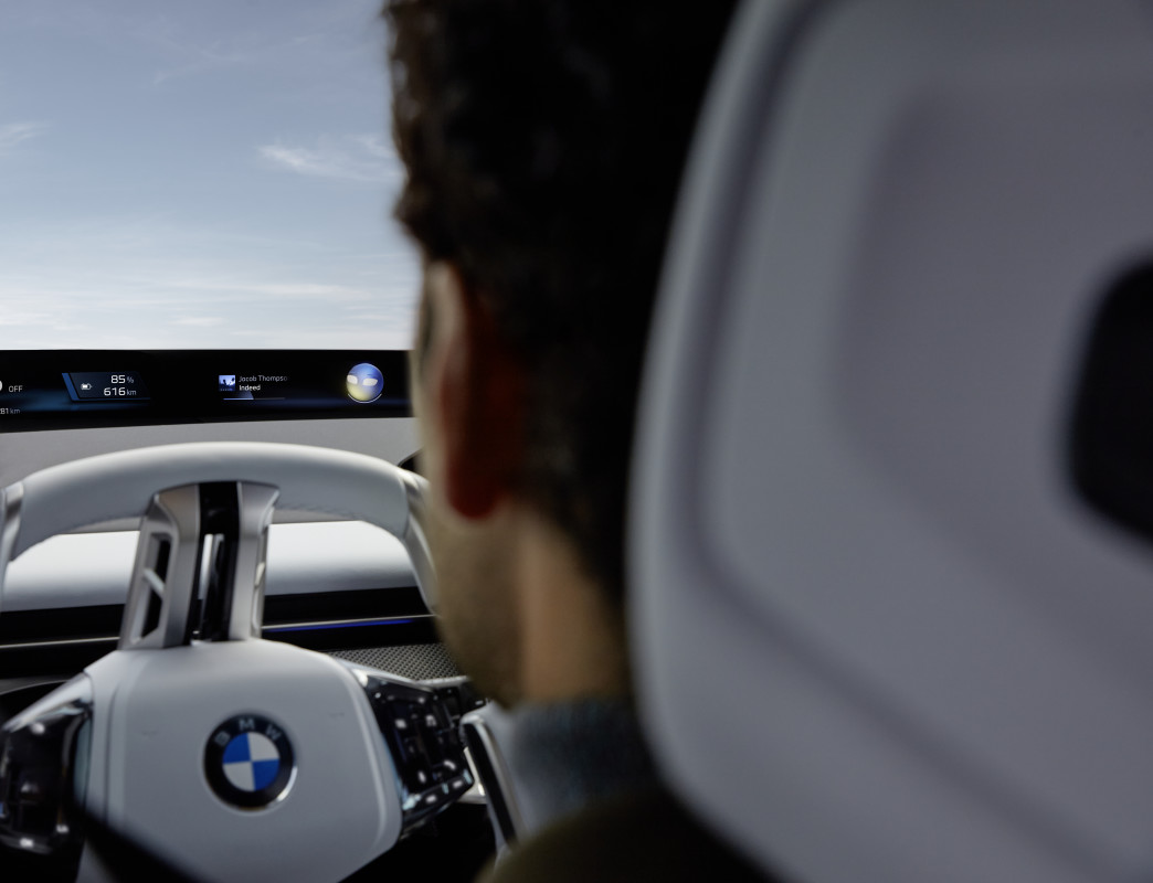 Os carros 2026 da BMW recebem um assistente de IA que realmente entende você