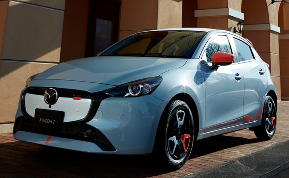 Mazda pode substituir seus carros pequenos de uma década por um único modelo novo