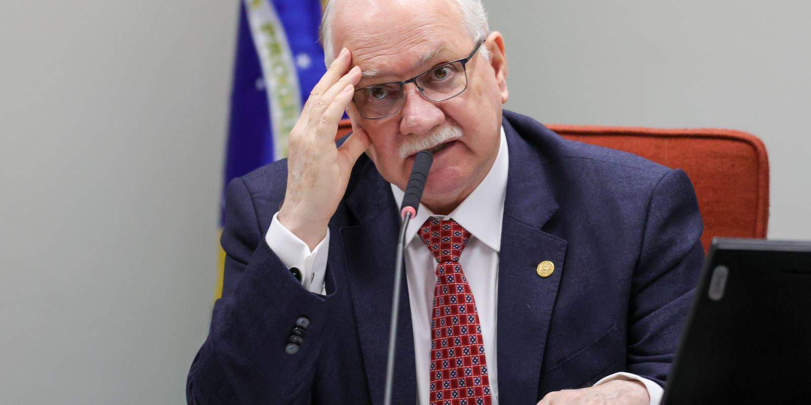 Fachin diz que democracia atravessa tempos desafiadores