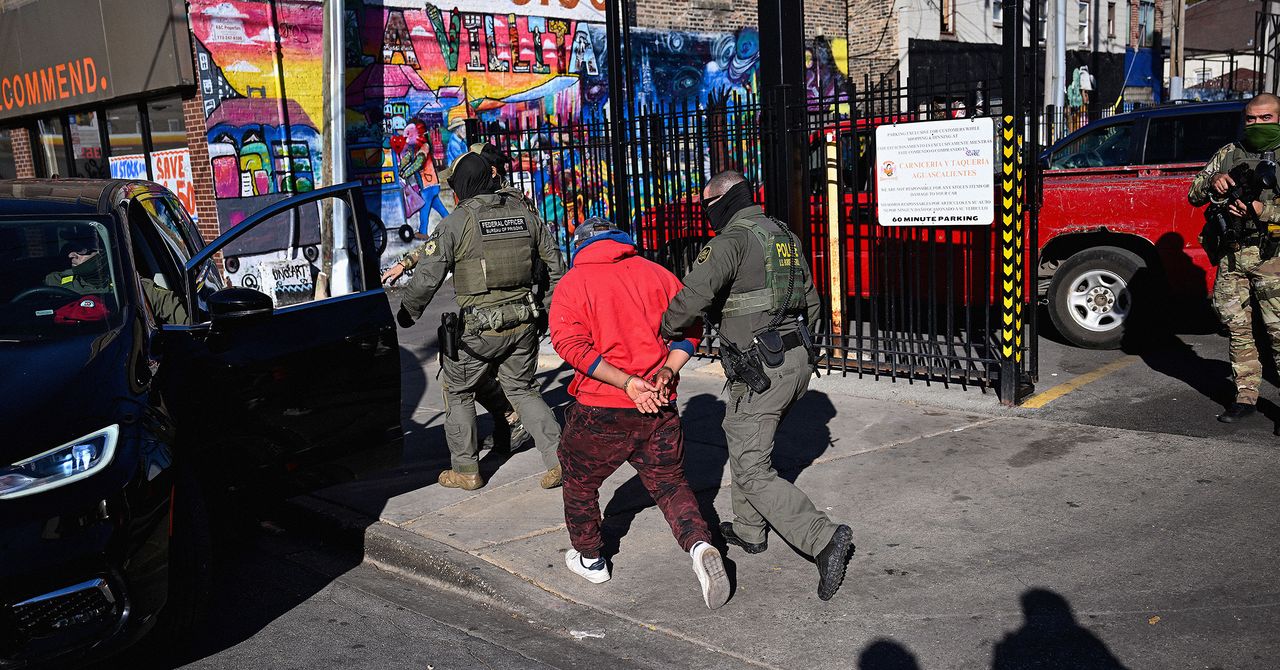 ICE está usando ferramentas de IA da Palantir para classificar dicas