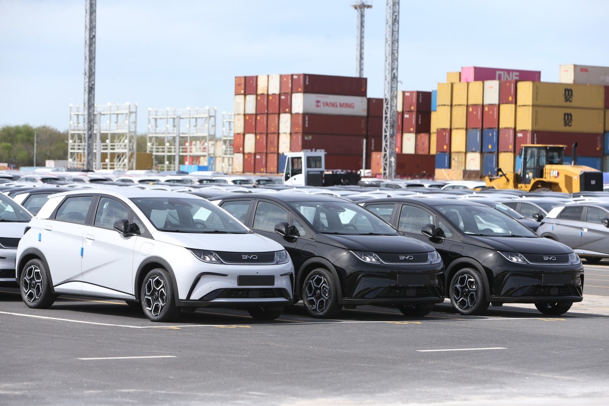 Os EUA traçam o limite na fronteira – os veículos elétricos chineses não entrarão na América