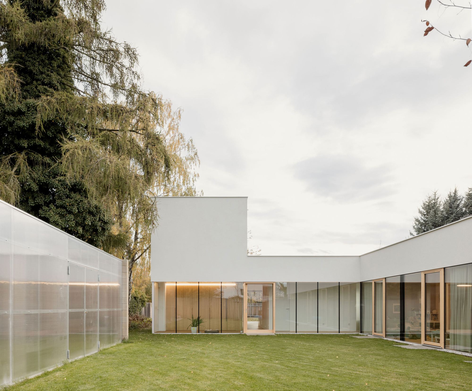 Casa Šestajovice / arquitetura mackovič