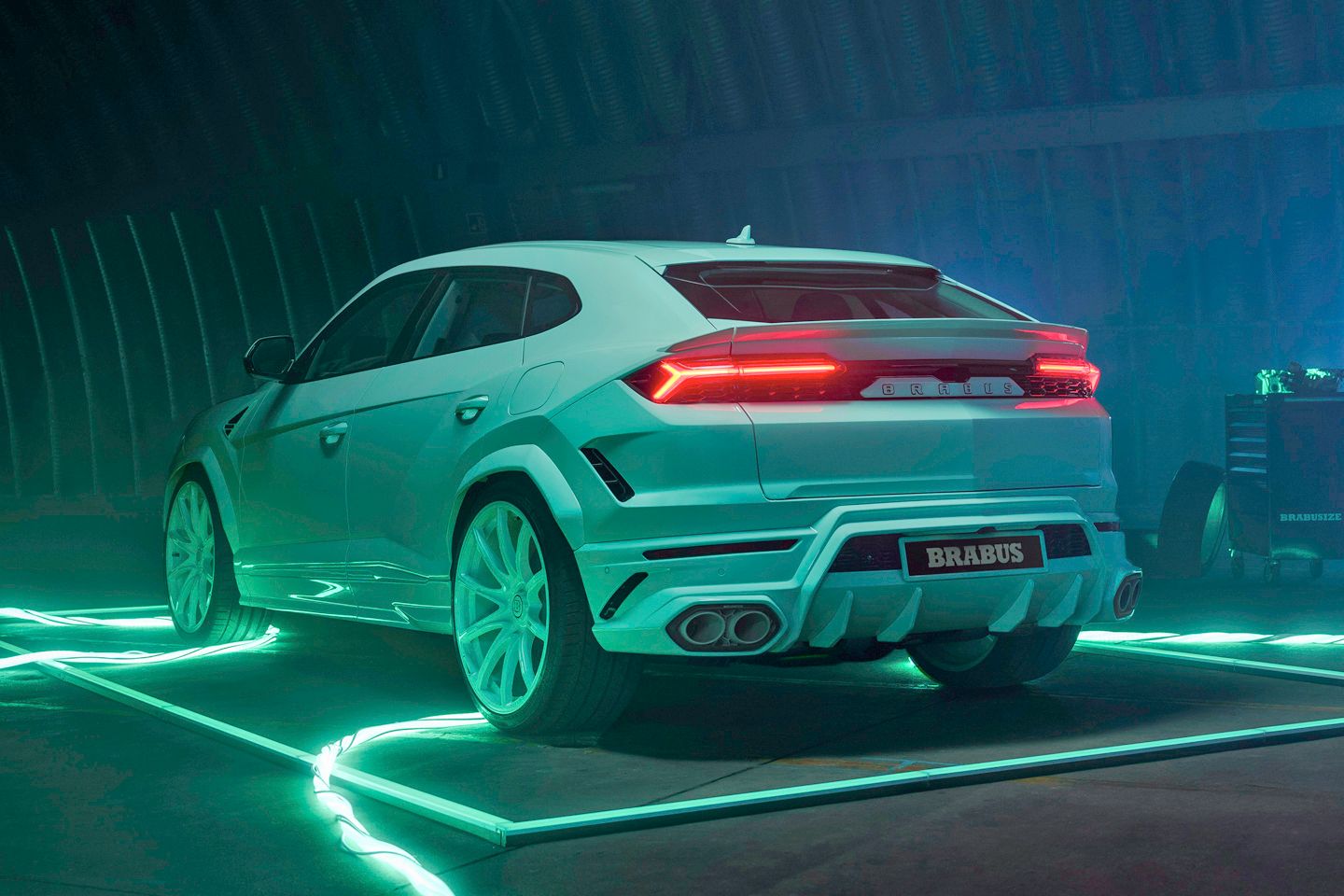 Brabus lança Lamborghini Urus MINT de 900 cv