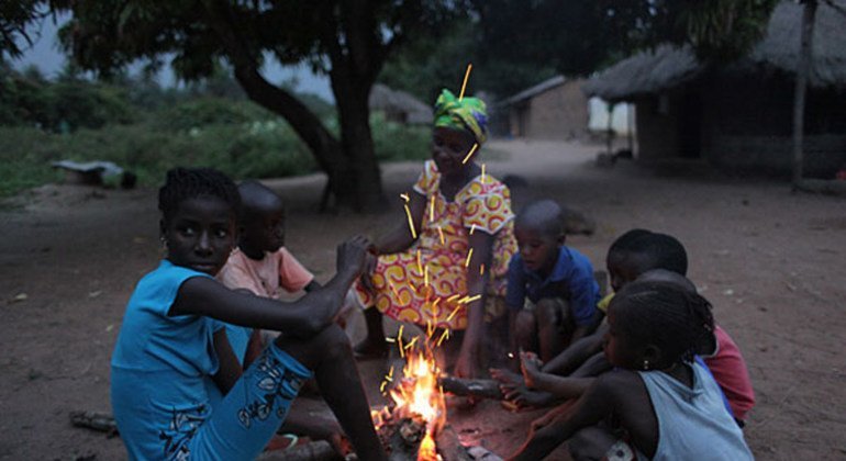 ONU reforça resposta para proteger crianças de rua na África Ocidental