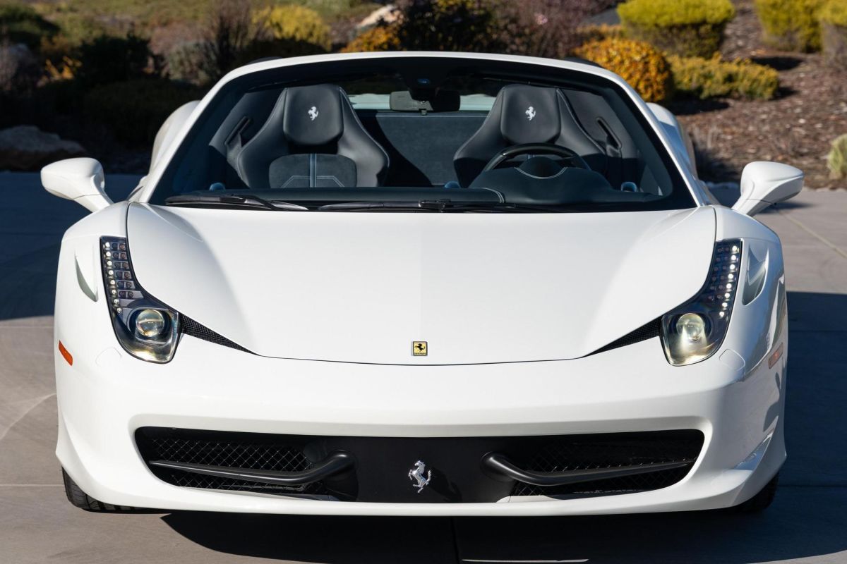 Esta Ferrari 458 Spider de baixa quilometragem está prestes a se tornar a mais cara já vendida