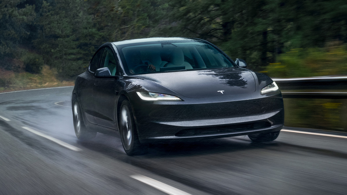 Por que os reparos de veículos elétricos ainda demoram mais do que os carros a gasolina