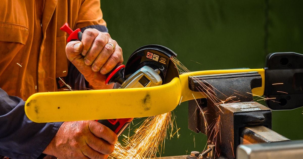 Desaparecido em 20 segundos: a trava do volante da Toyota de US $ 200 falha no teste do moedor