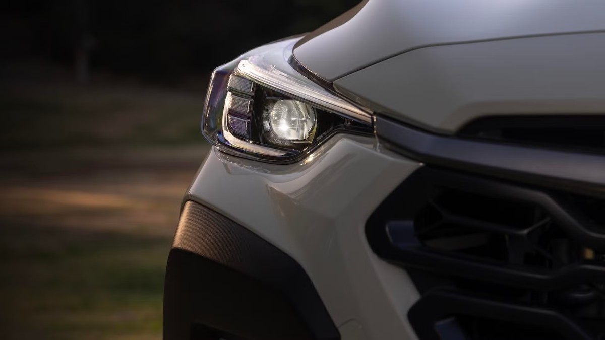 Subaru avisa proprietários de Crosstrek e Forester Hybrid: estacione do lado de fora, não encha de gasolina