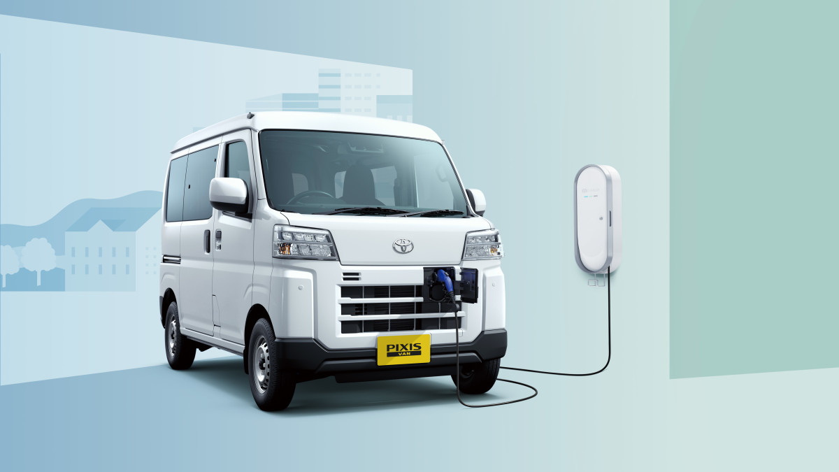 Toyota lança uma pequena van elétrica para entregas na cidade