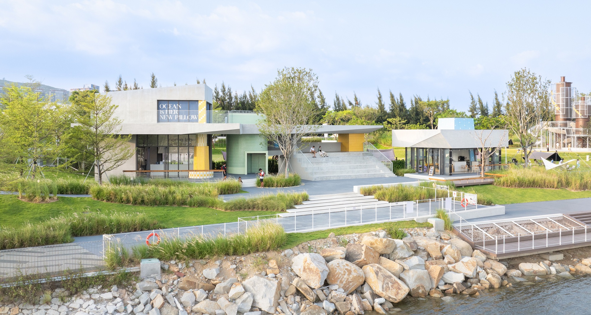 Laboratório de Nervos. Edifícios Experimentais de Apoio ao Esporte na Ilha da Felicidade Dupla / Studio 10