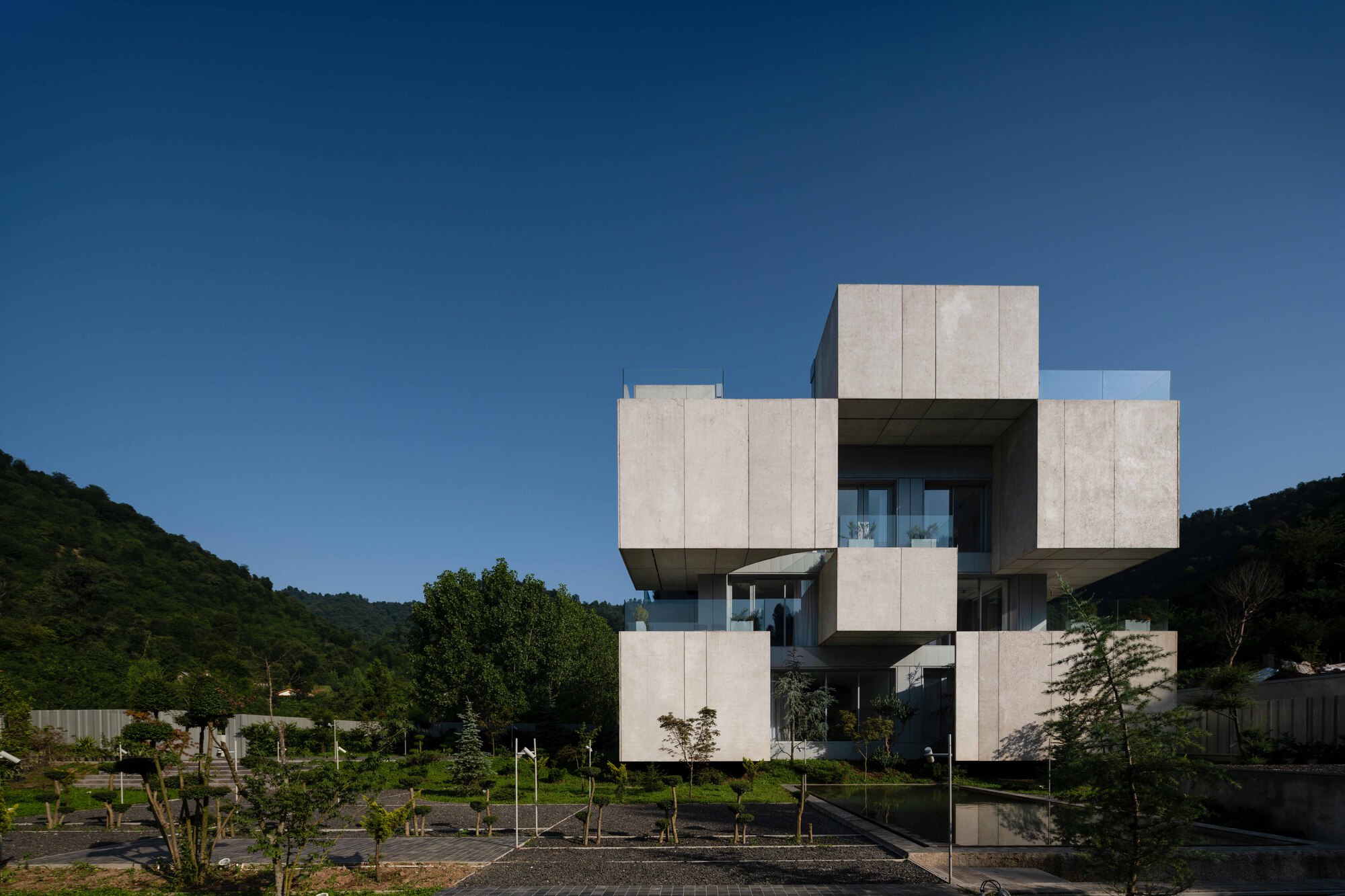 Double Side House / escritório de design de bood