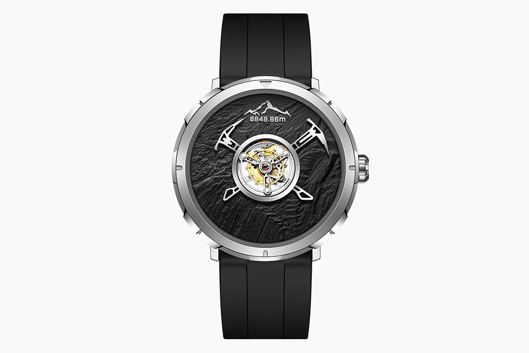 Design CIGA homenageia o primeiro cume do Monte Everest com um relógio com turbilhão central