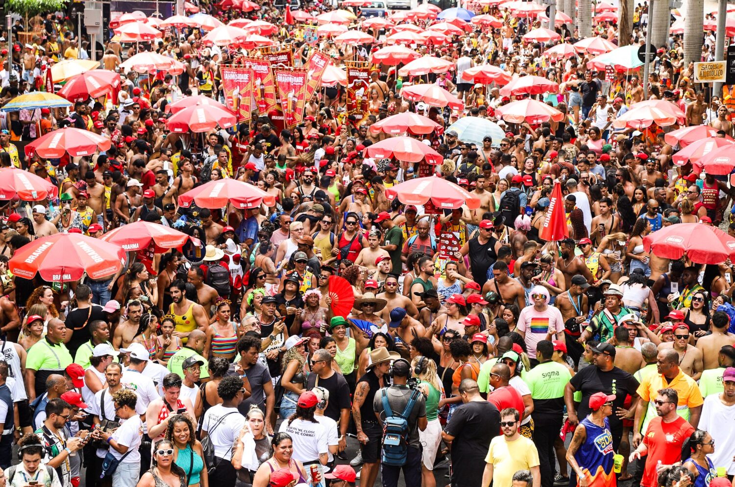 Brasil recebeu 300 mil turistas internacionais somente no período do Carnaval