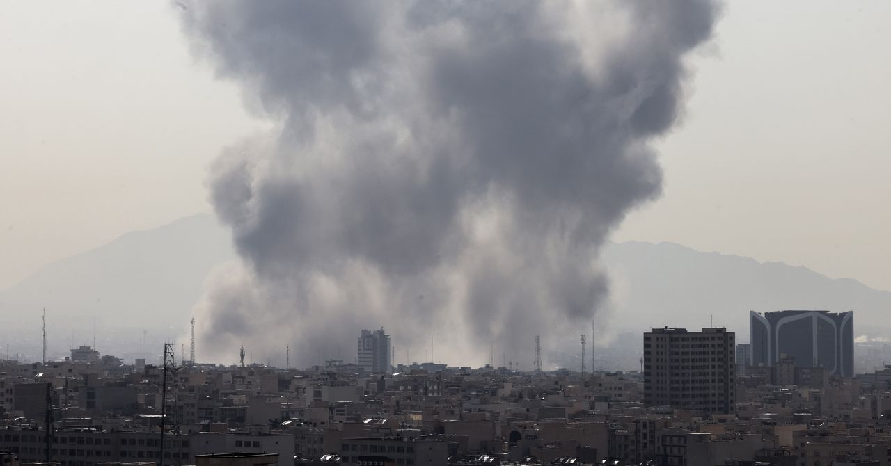 EUA e Israel lançam ataques contra o Irão