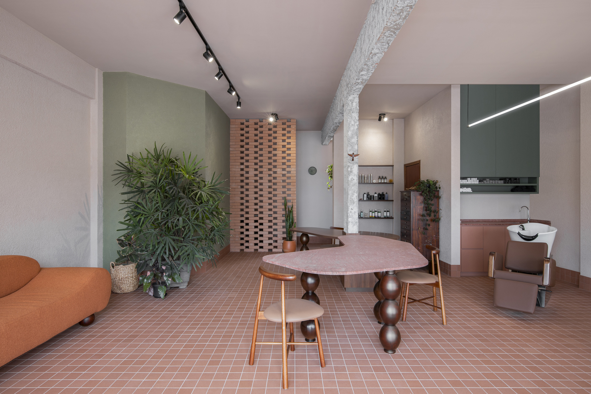 Marcia Leal Hair Studio / Sarturi Gumz Arquitetos