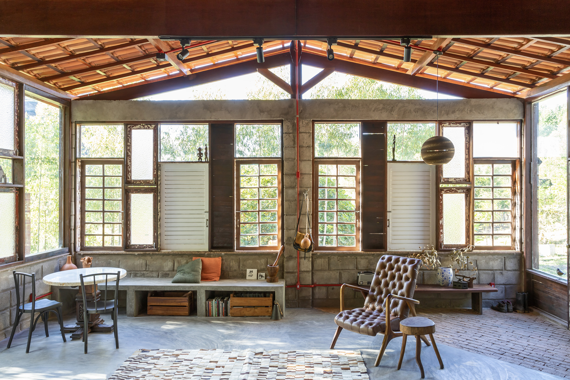 Carcará House / Victoria Nizarala Arquitetura