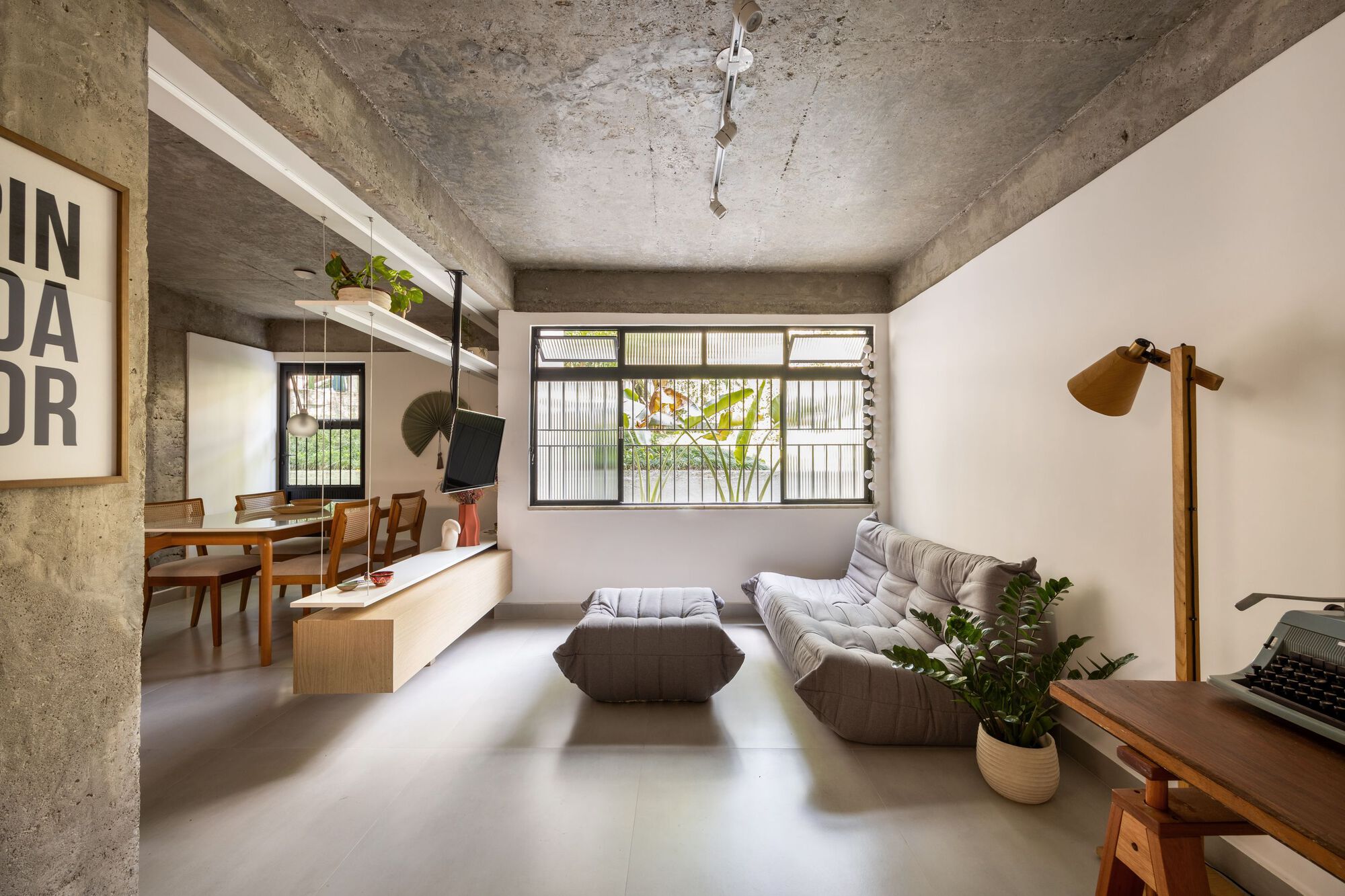 Cartola Apartment / EIXO Z arquitetos