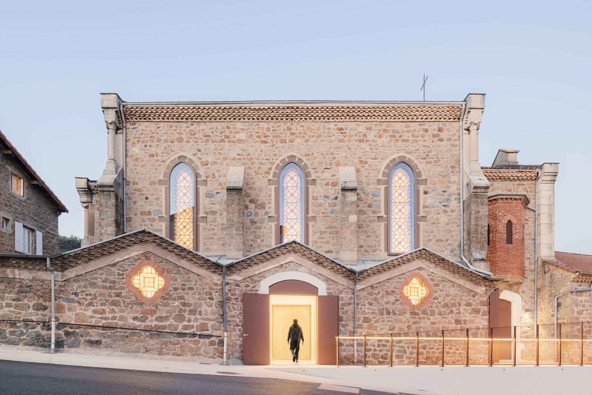 Renovação de La Chapelle / PWA + AUMMA