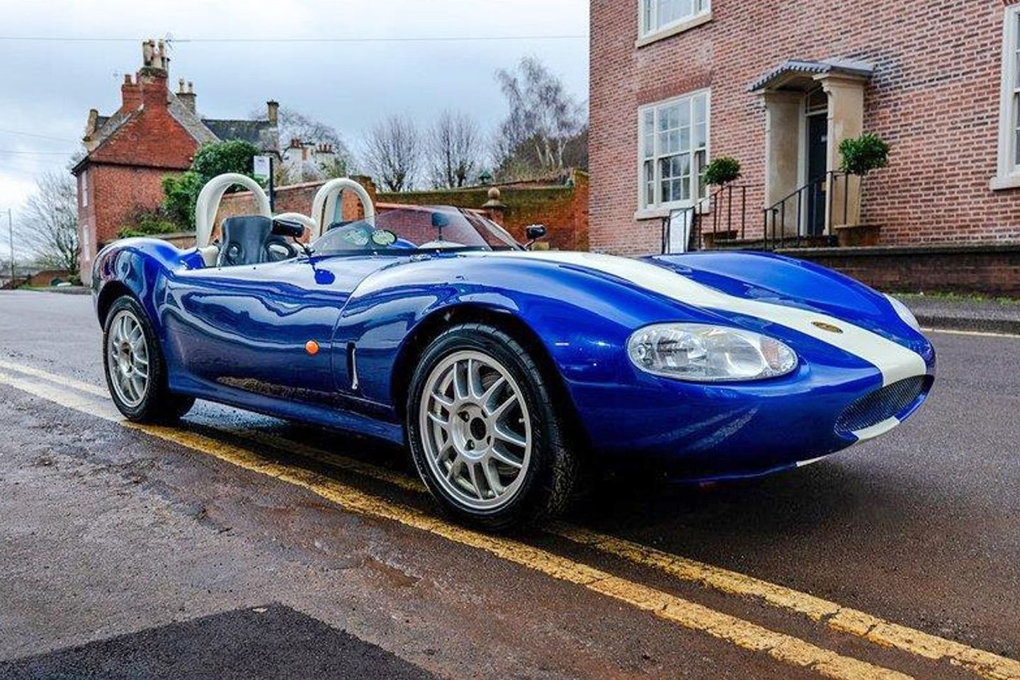 Glorioso e raramente visto Ginetta G20 à venda