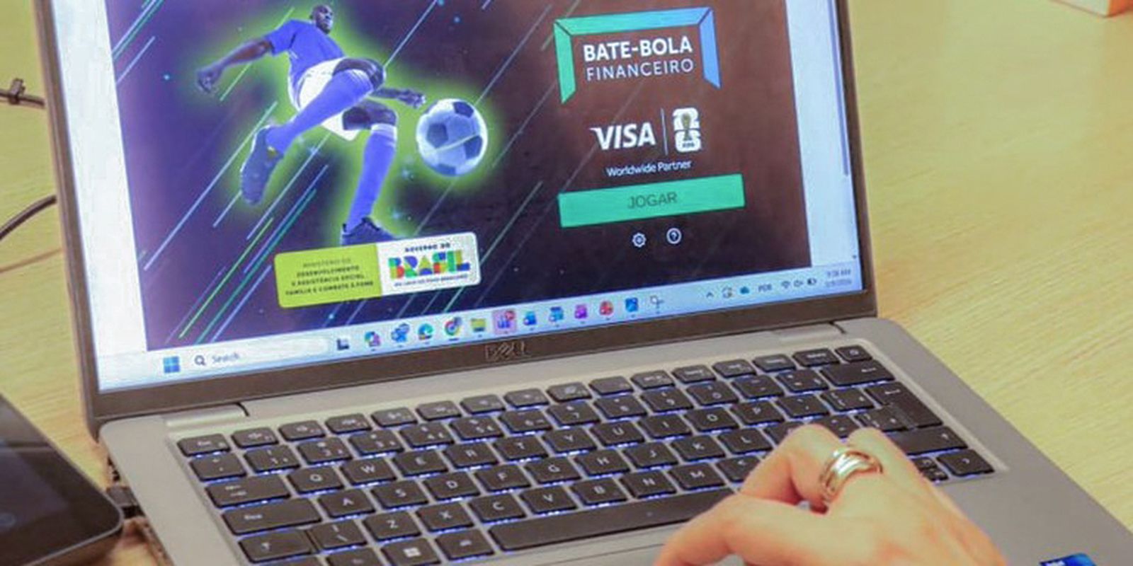 Ferramenta promove educação financeira a famílias no CadÚnico