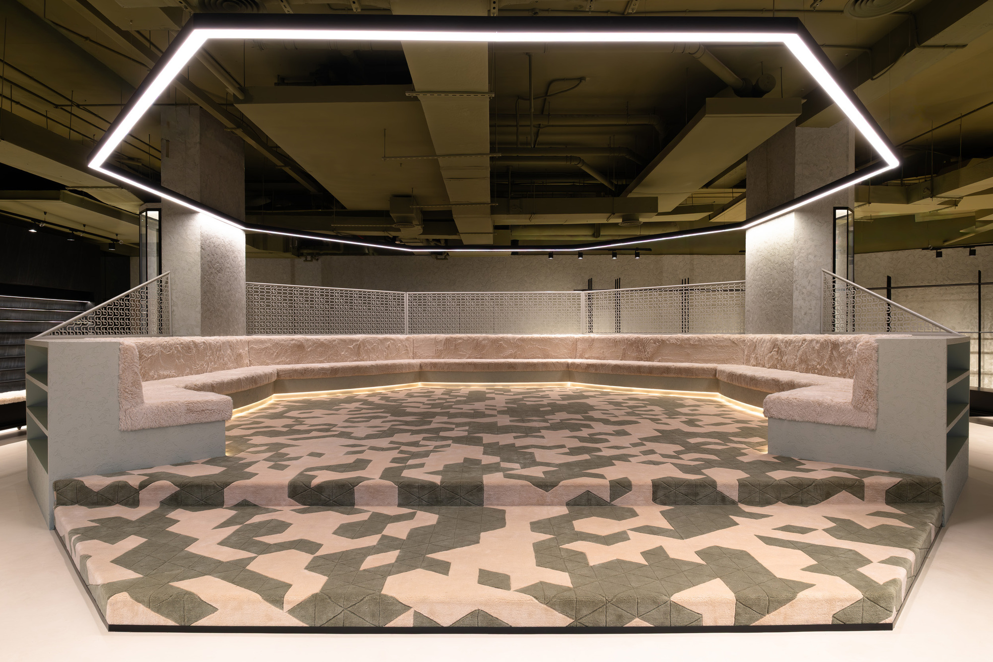 Enviar localização Loja principal / MEAN* (Middle East Architecture Network)