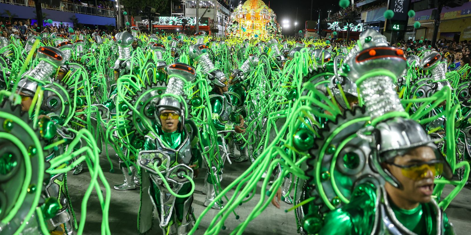 Carnaval: segundo dia do Grupo Especial promete sacudir a Sapucaí