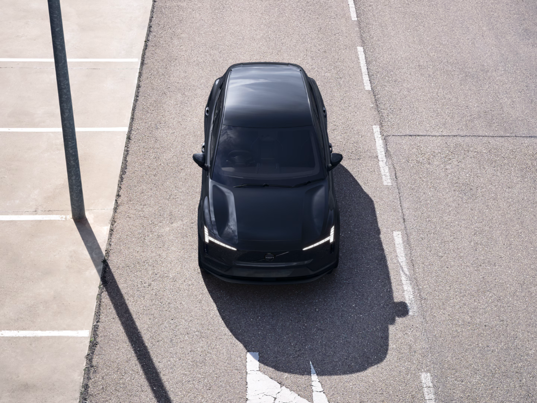 O EV mais popular da Volvo parece mais cruel do que nunca com a nova Black Edition