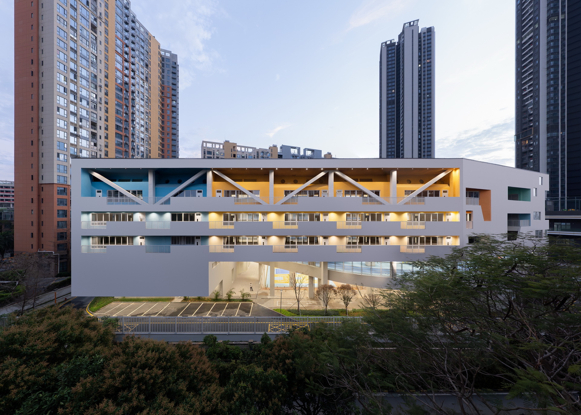 Escola Weiwu / MENG YAN | URBANO