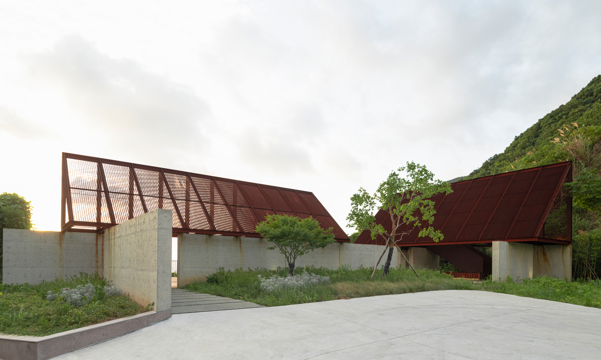 Pavilhões Gêmeos / Atelier LuxNox + Projetos Encontrados