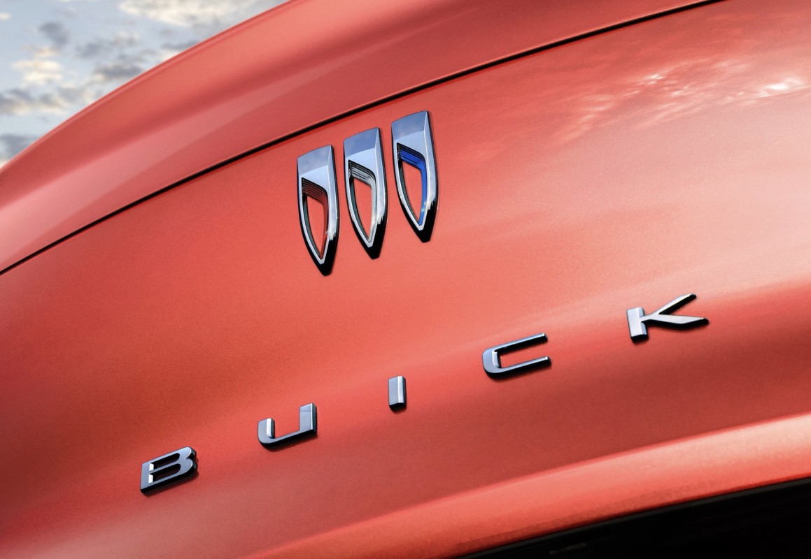 Novo Buick Sedan pode compartilhar DNA com o próximo Cadillac CT5