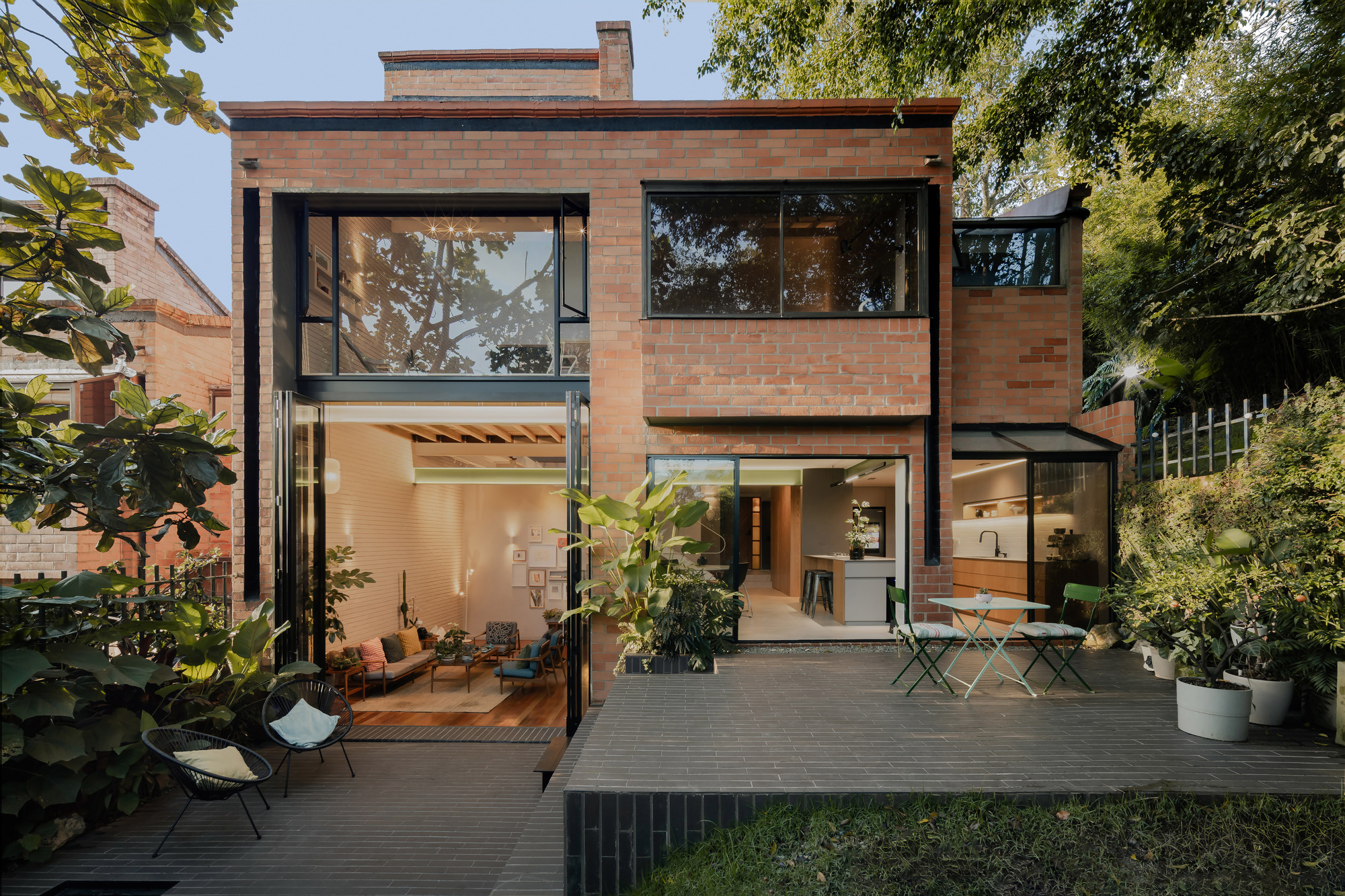 Reabilitação da Casa P. Colina / DARP – Arquitetura e Paisagismo