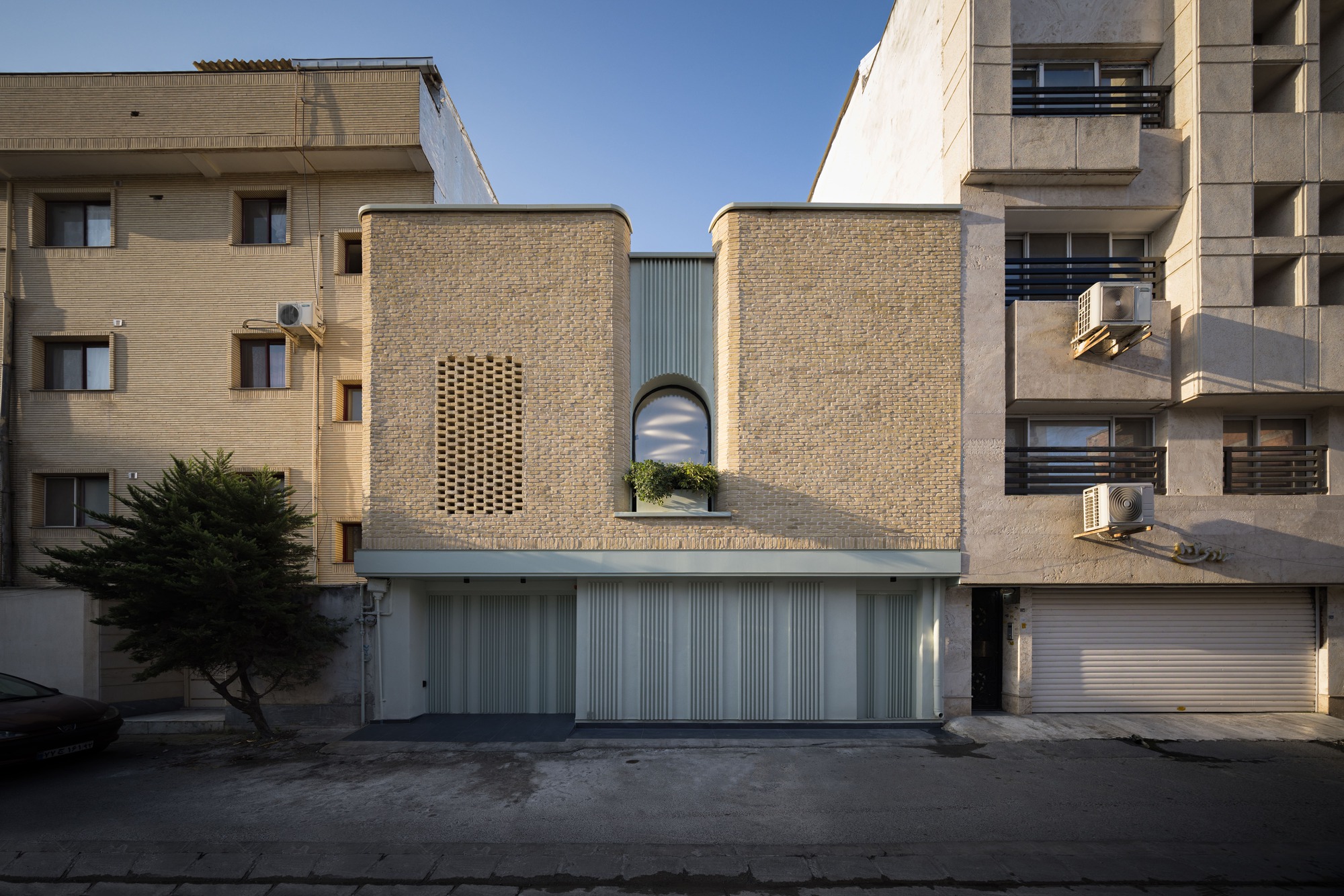 Clínica Nafas-e-No (Nova Respiração) / Escritório de eventos