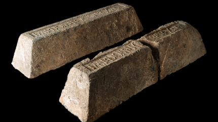 Dois raros lingotes de chumbo romano encontrados no País de Gales – The History Blog