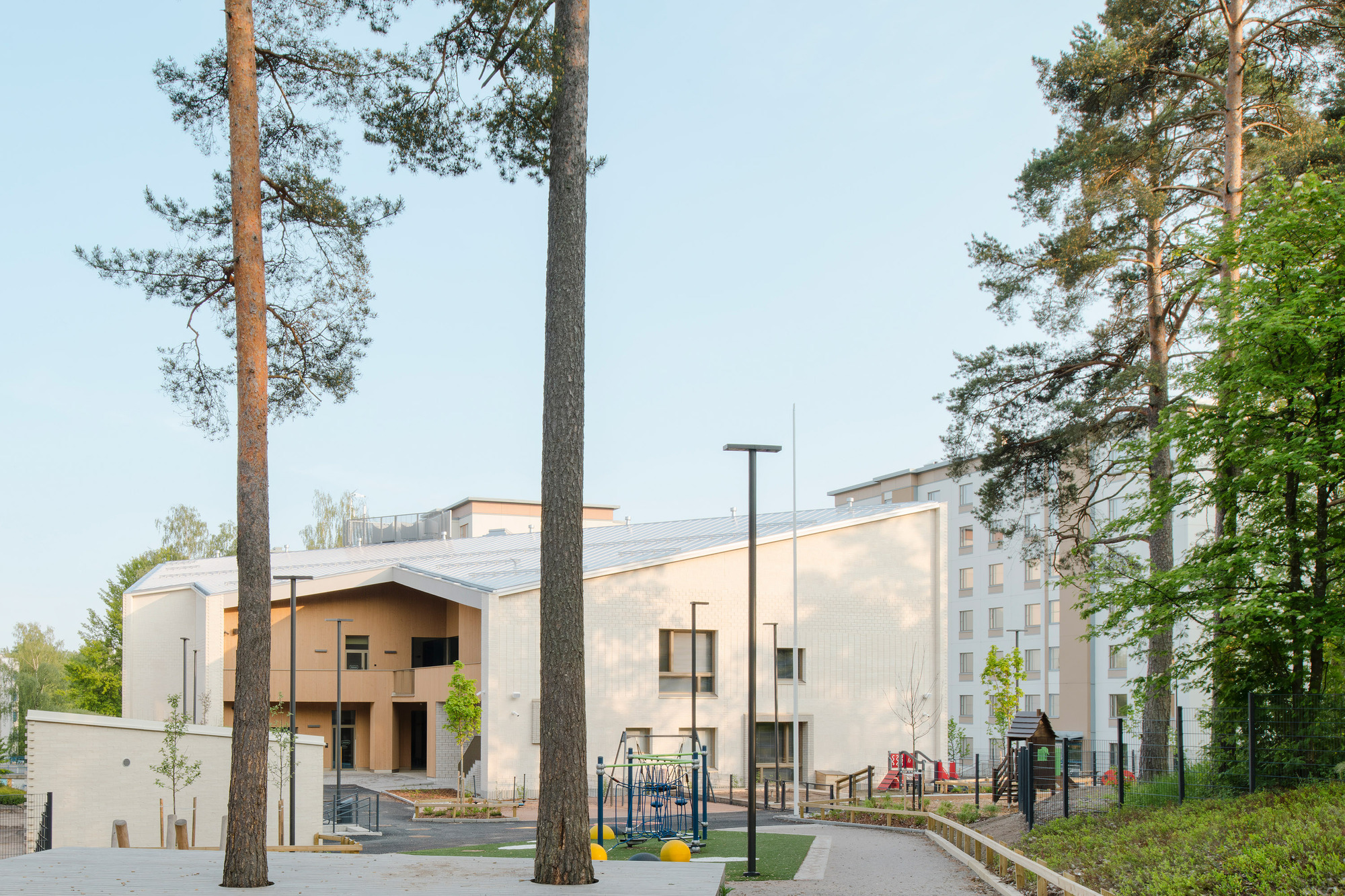 Creche Aurinkokallio / Verstas Architects