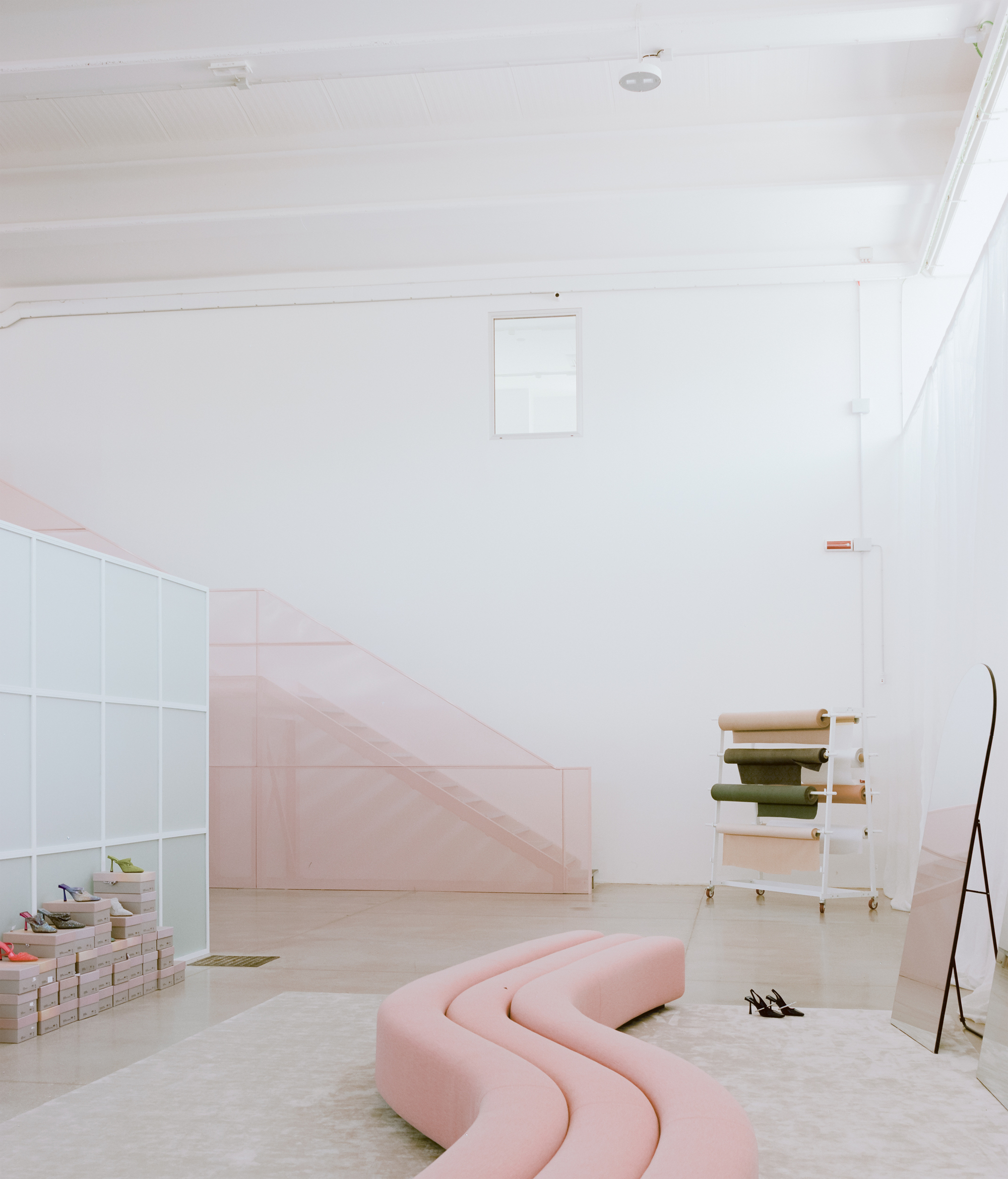 Sede da Bottega Bruzziches / deltastudio