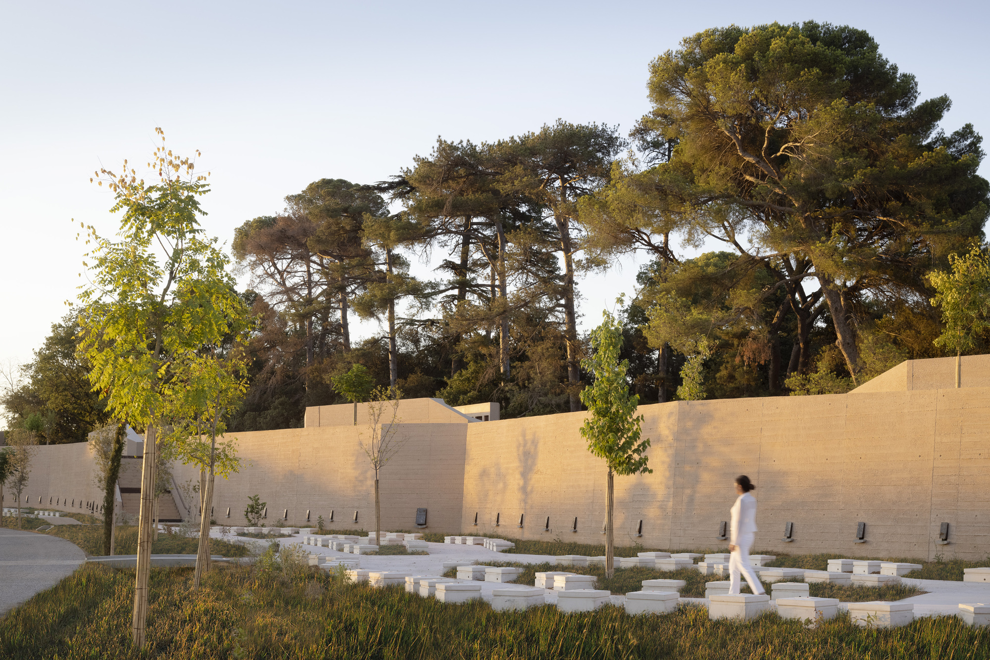 Cidades dos Mortos: 10 projetos que exploram a arquitetura funerária