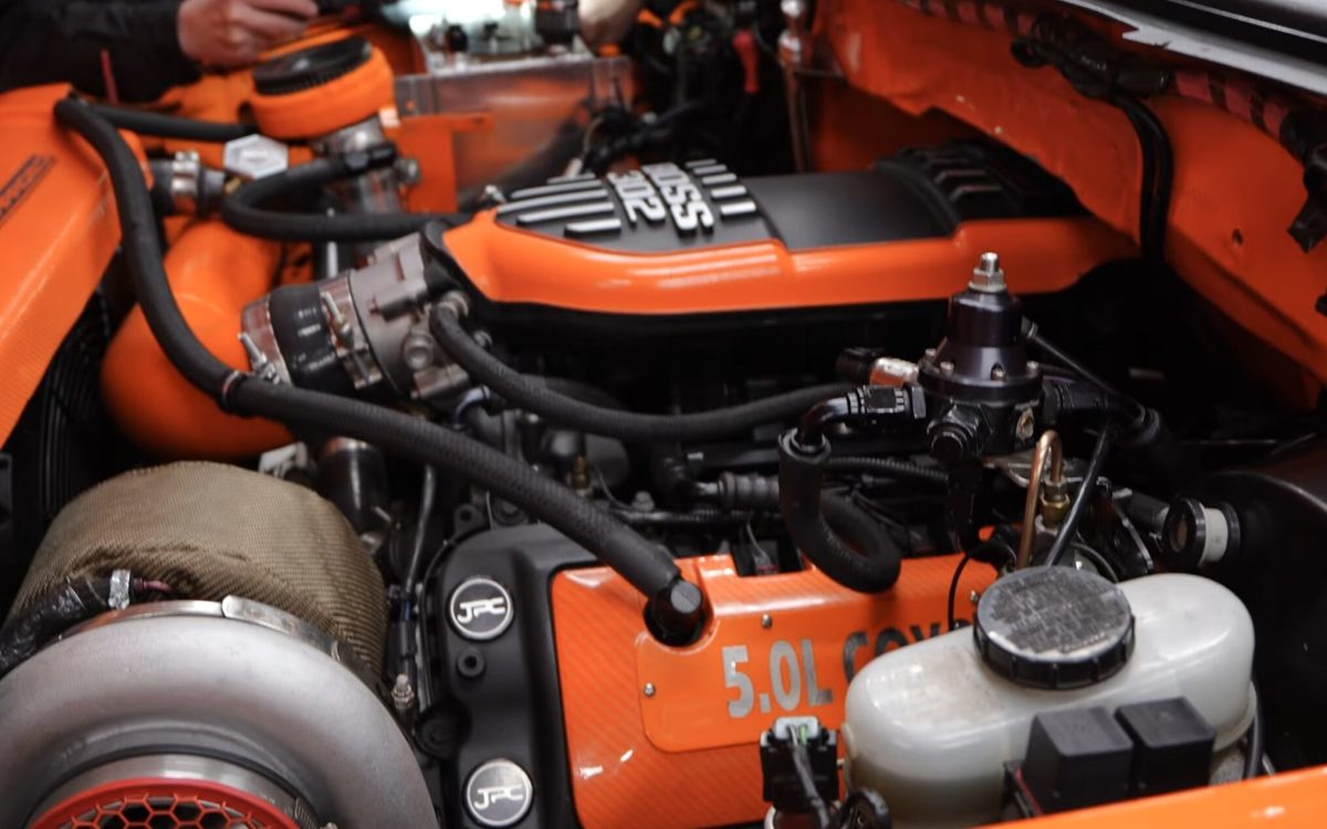 O clássico Ford F-150 Lightning recebe uma troca Coyote Turbo de 1.000 HP