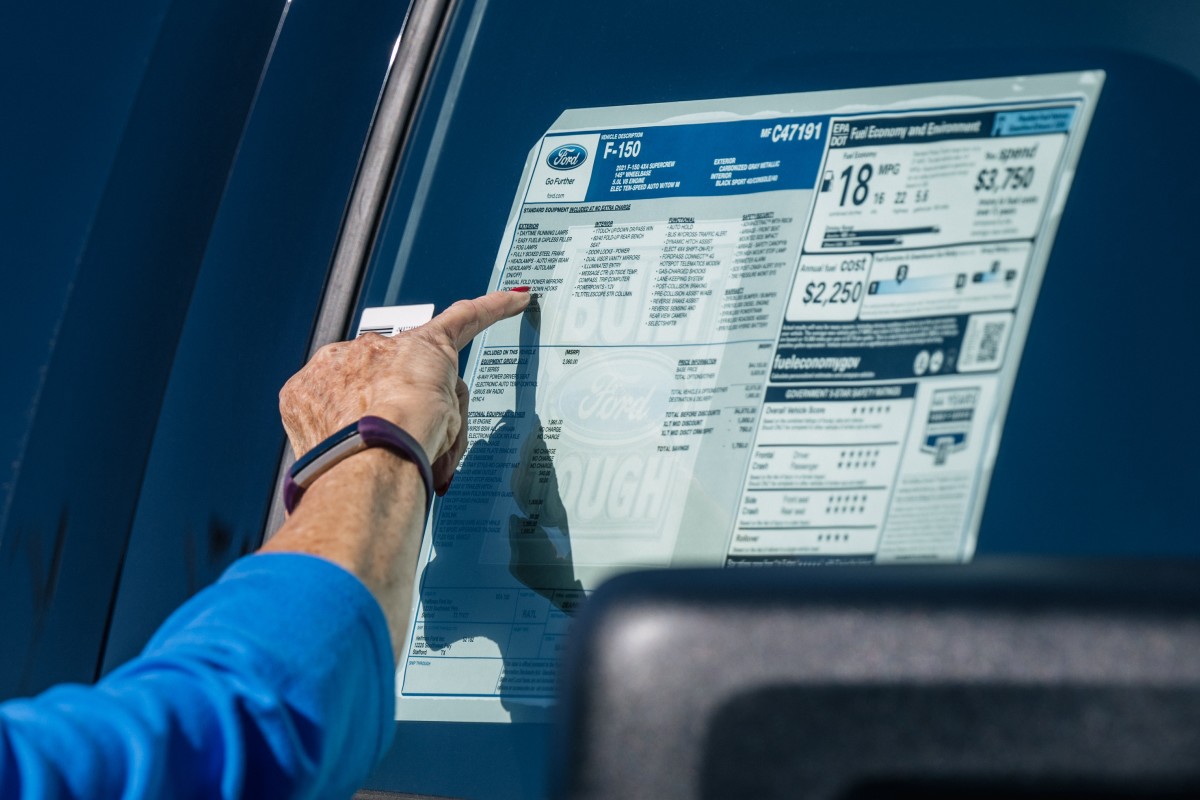 As taxas de destino para carros novos aumentaram 67% – algumas agora chegam a US$ 3.000