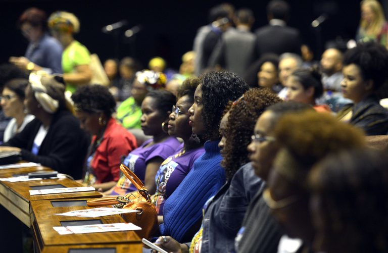 Secretaria da Mulher promove seminário sobre democracia e questão racial – Notícias