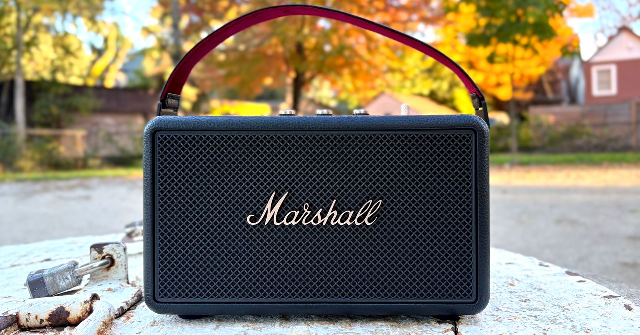 Revisão de Marshall Kilburn III: um alto-falante Bluetooth Classic Rock