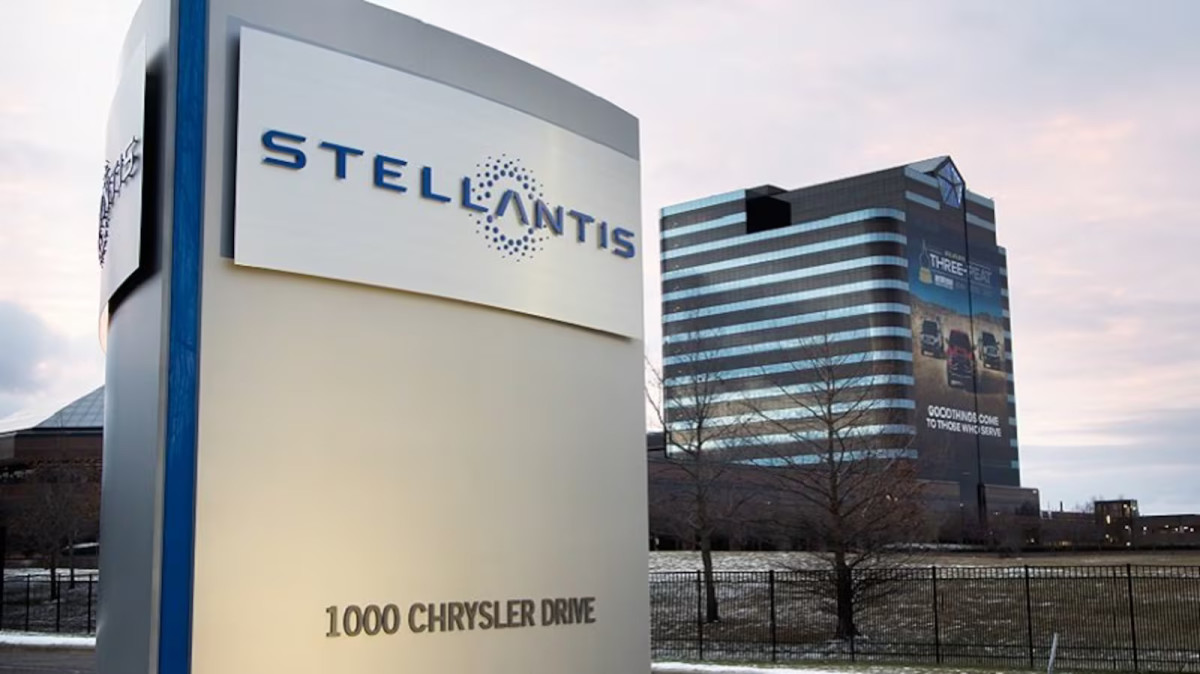 Ford e Stellantis processam o mesmo revendedor por disputa de US$ 18 milhões