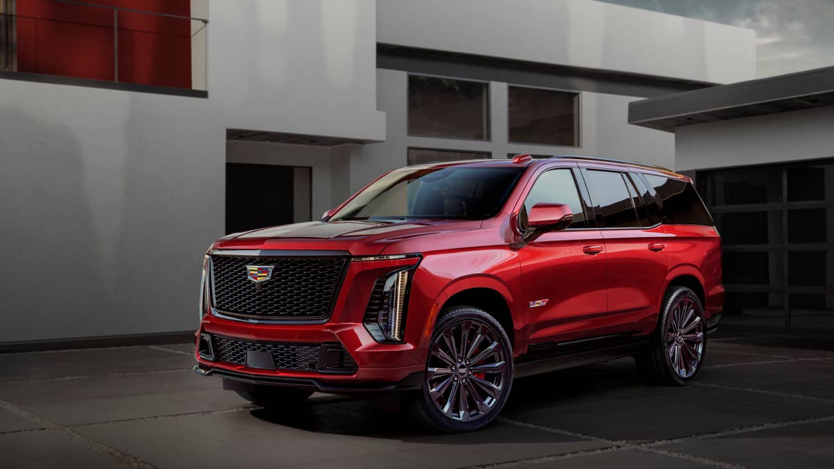 Cadillac Escalade-V de US$ 131 mil desaparece durante a entrega, gerando ação judicial contra empresa de transporte