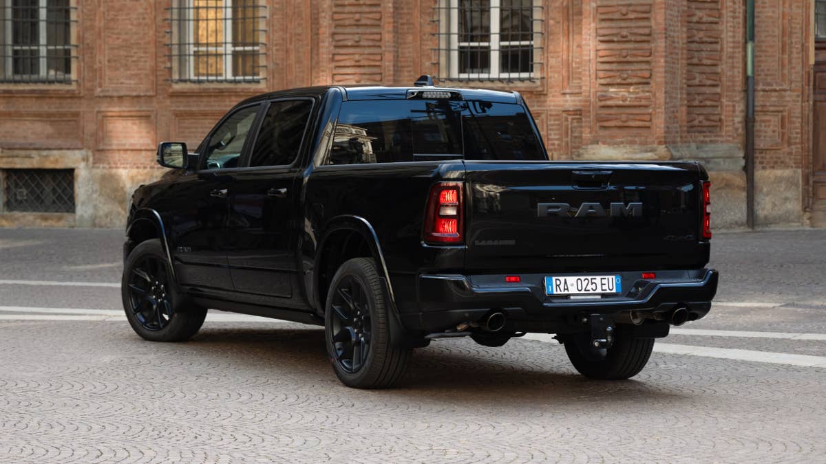 Ram e Jeep ajudam Stellantis a se recuperar com aumento de 12% nas remessas