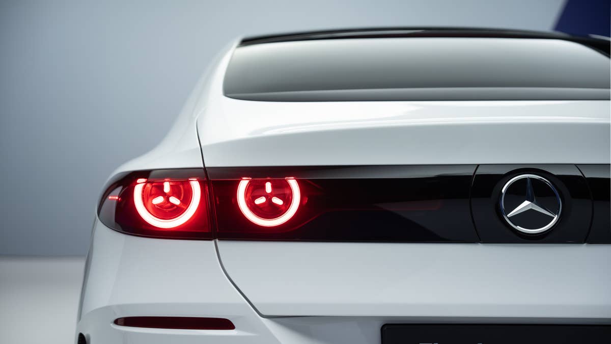 Compradores americanos estão roubando do mundo inteiro uma perua Mercedes Classe C