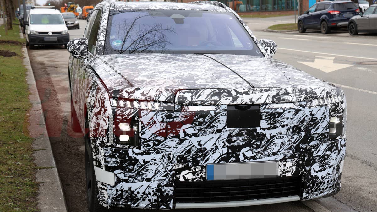 O SUV elétrico da Rolls-Royce terá uma abertura espetacular