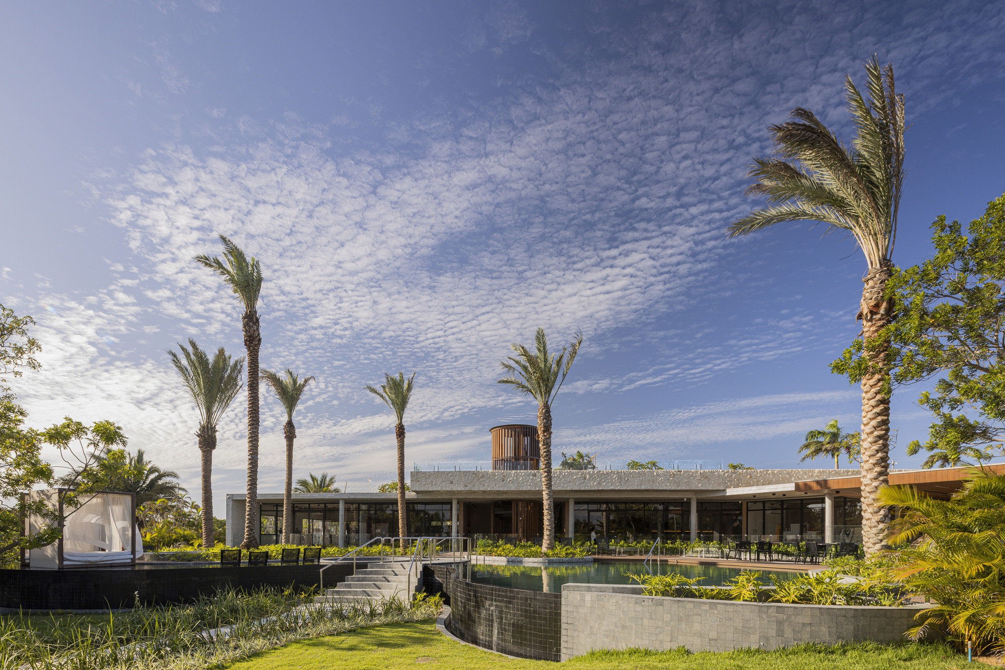 Lakeside Farms Coqueiros Beach / Estúdio Vinicius Macêdo + Novais Arquitetura