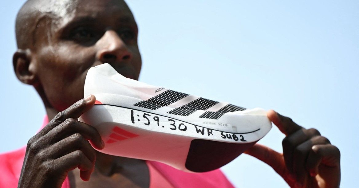 Os tênis mais leves da Adidas já ficaram por trás da primeira maratona de menos de 2 horas