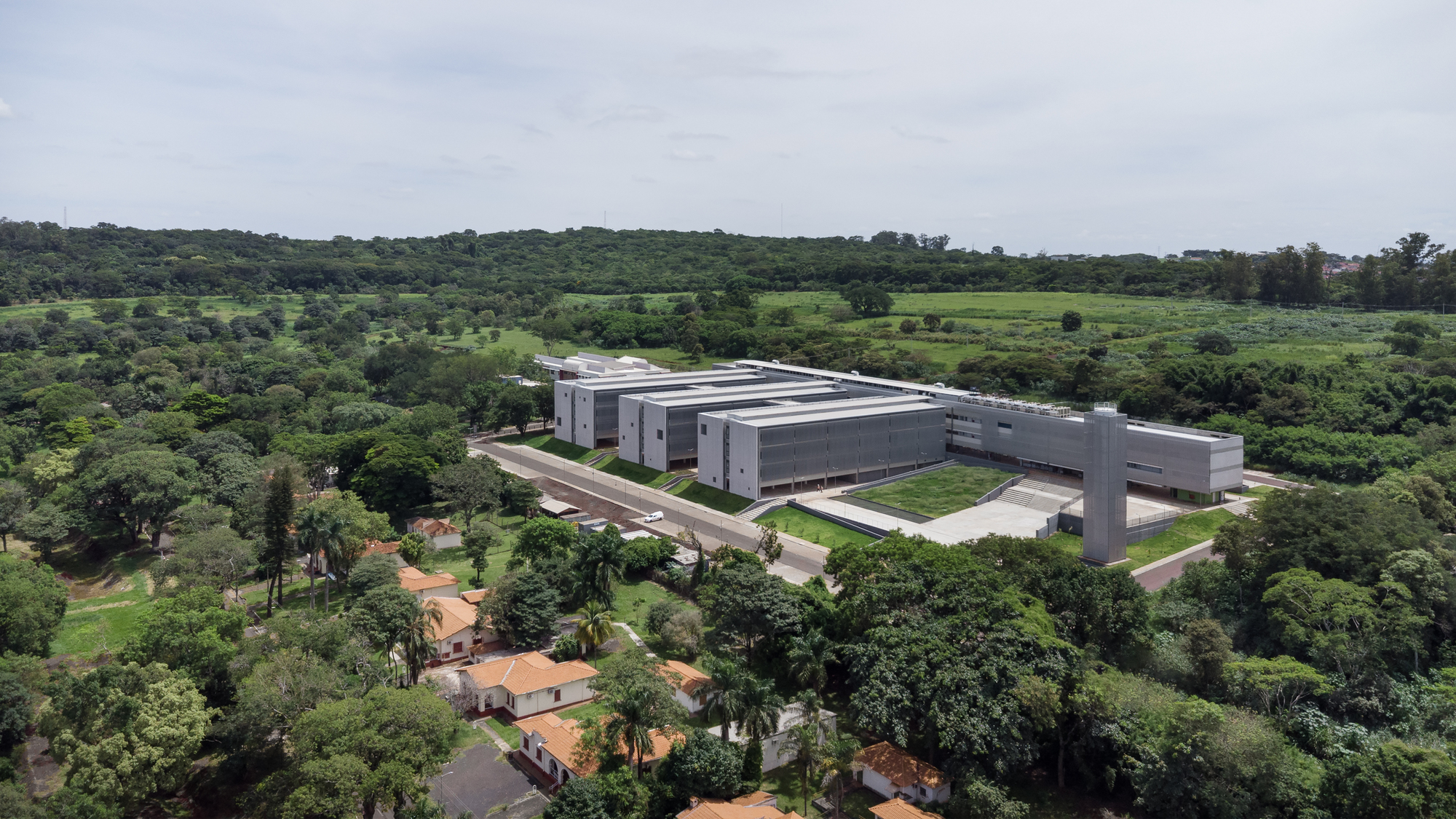 Center for Biomedical Research at the Faculty of Medical and Dental Sciences (FMRP) – University of São Paulo (USP) / Biselli Katchborian Arquitetos