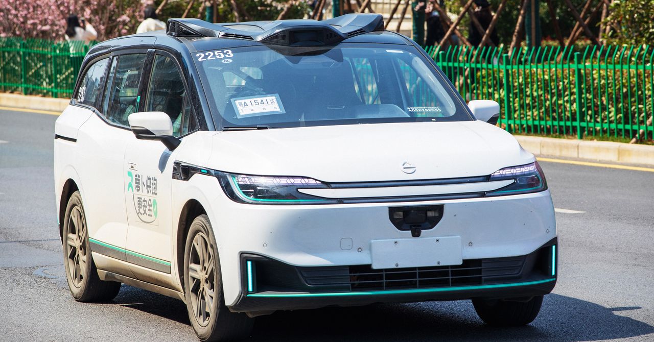 Interrupção do Robotaxi na China deixa passageiros presos nas rodovias